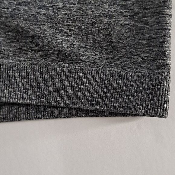 Old Navy Active youth top NWT - Picture 5 of 10